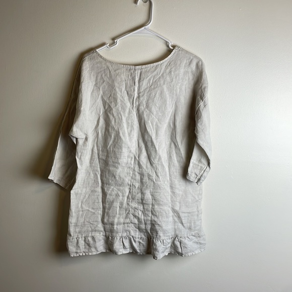 Lungo L'arno Beige Linen Top - Picture 2 of 3
